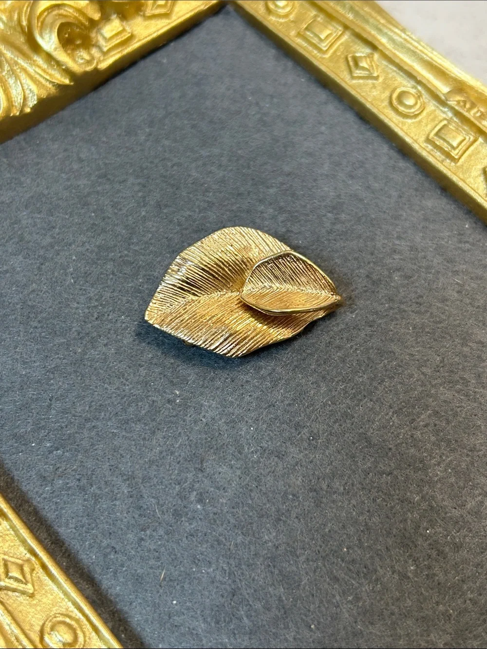 Vintage Amway Gold Leaf Brooch